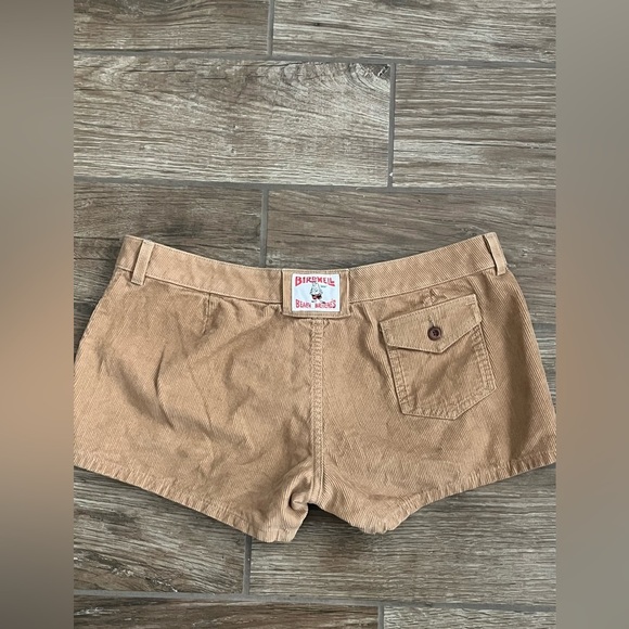 Birdwell Beach Britches Classic women’s corduroy shorts - Picture 3 of 5